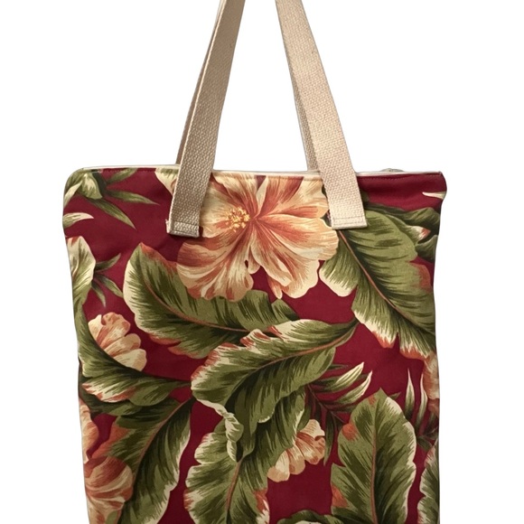 Set of Two Hawaiian Bags - Picture 2 of 6